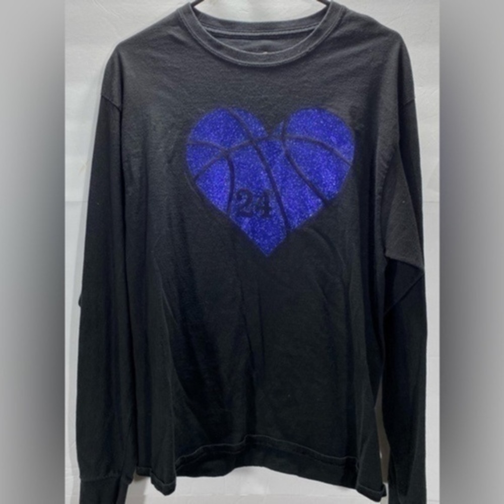 HANES GIRLS LONG SLEEVE TAGLESS T-SHIRT SIZE LARGE